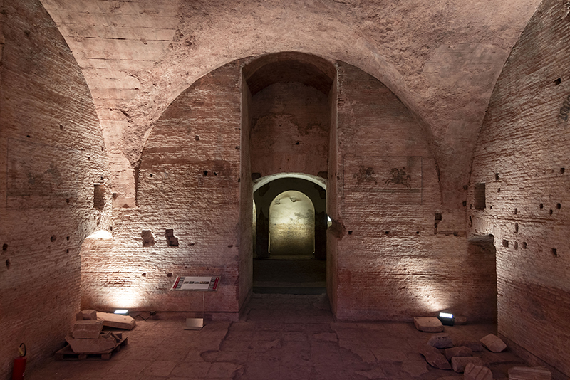 Nuova illuminazione artistica a Villa di Massenzio